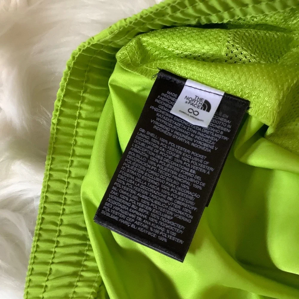 The North Face Mens ADB Class V Water Shorts Meadow Grass Green‎ XXL NF0A8CQG1MO